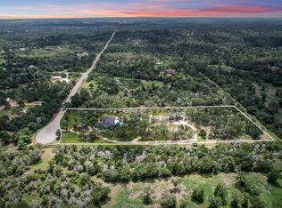 387 Corral Rd, Smithville, TX 78957