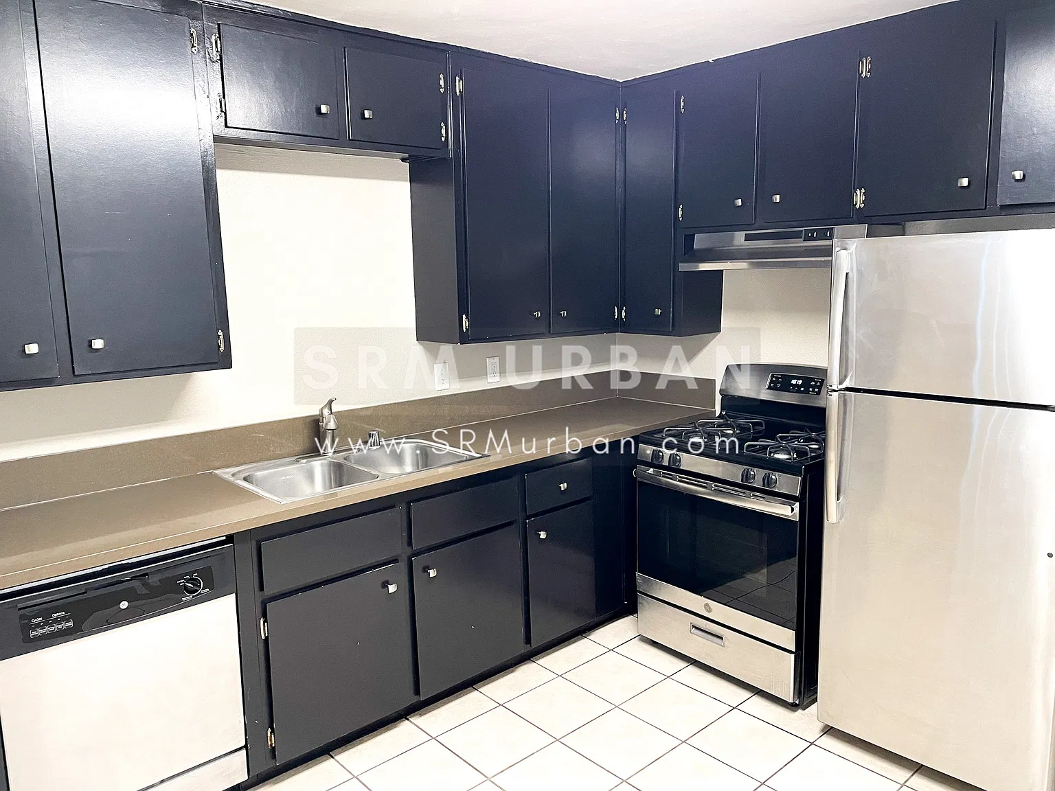 2 bed, $2,095 — Photo 2