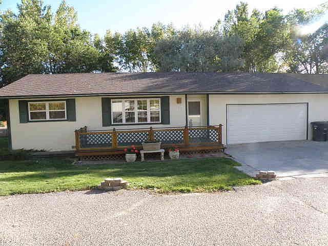 1st image of 120 Cathedral Ct