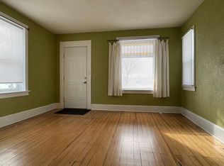 221 W 4th St, West Liberty, IA 52776