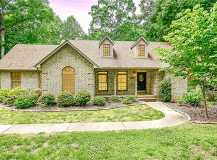3151 Creekridge Dr, Asheboro, NC 27205