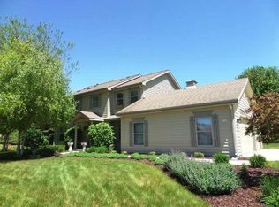 1547 Golf View Dr W, Sheboygan, WI 53083