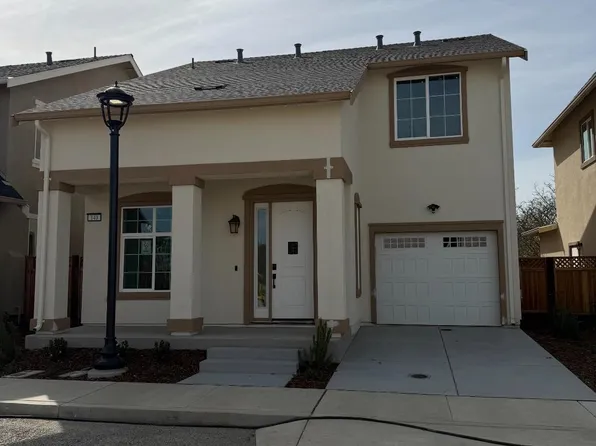 140 Alan Ln, Hollister, CA 95023