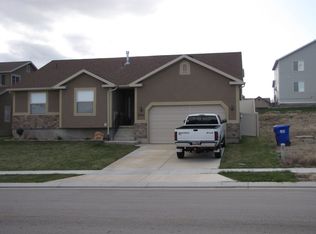 7701 N Willow Walk Ln, Eagle Mountain, UT 84005