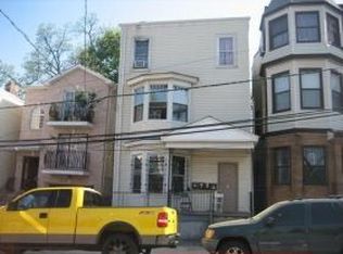 16 Taylor St, Newark, NJ 07104