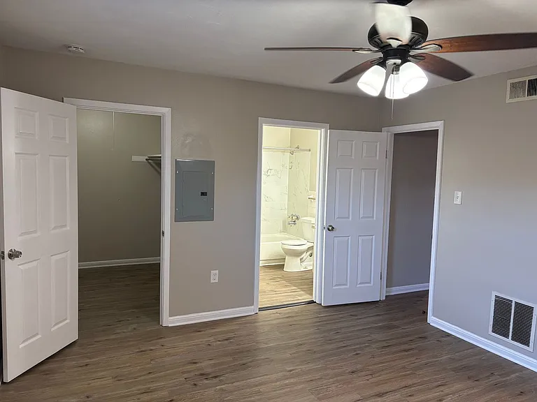 10542 Jefferson Hwy — Photo 26