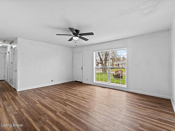 4th image of 9819 West Ave