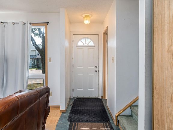3rd image of 14737 25th St NW