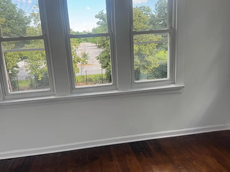 10950 S Indiana Ave #1 — Photo 13
