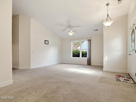 4th image of 833 Fifty Lakes Drive