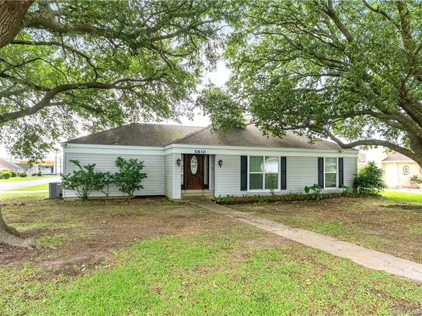 5810 Prestwick Ln, Lake Charles, LA 70605