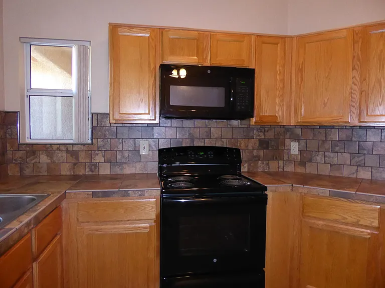 9000 E Pomegranate St — Photo 30