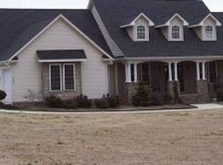 1256 Old House Rd, Walhalla, SC 29691