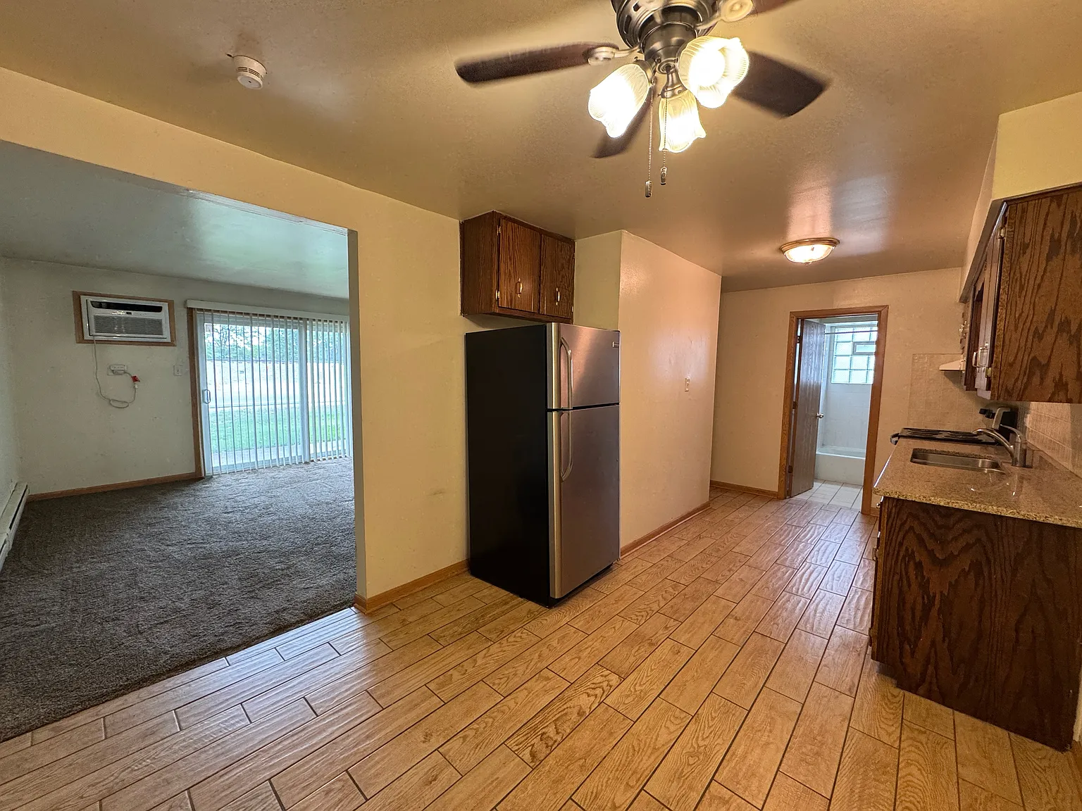 6605 Oak Forest Ave — Photo 3