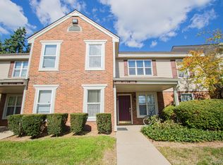 1683 Clemens Cir #41, Rochester, MI 48307