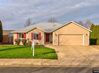 318 NW Fairhaven Ln, Dallas, OR 97338