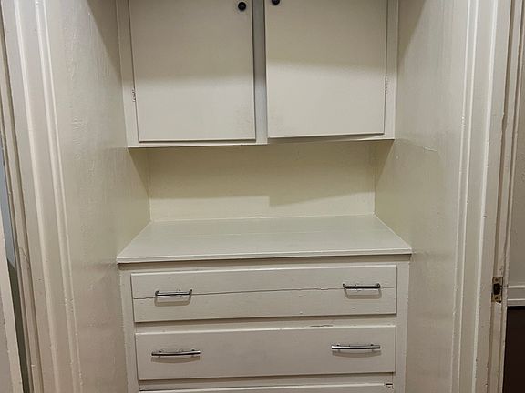 4th image of 1050 Central Ave APT 2