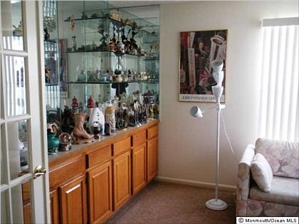 3rd image of 1035A Thornbury Ln