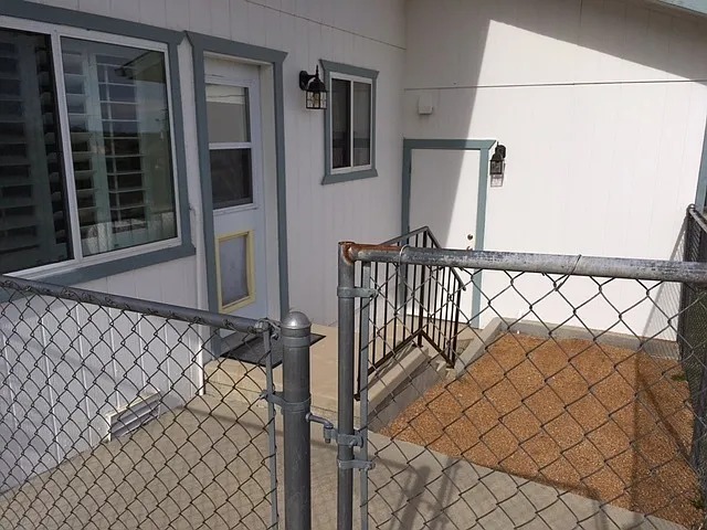 6650 N Harris Dr — Photo 20