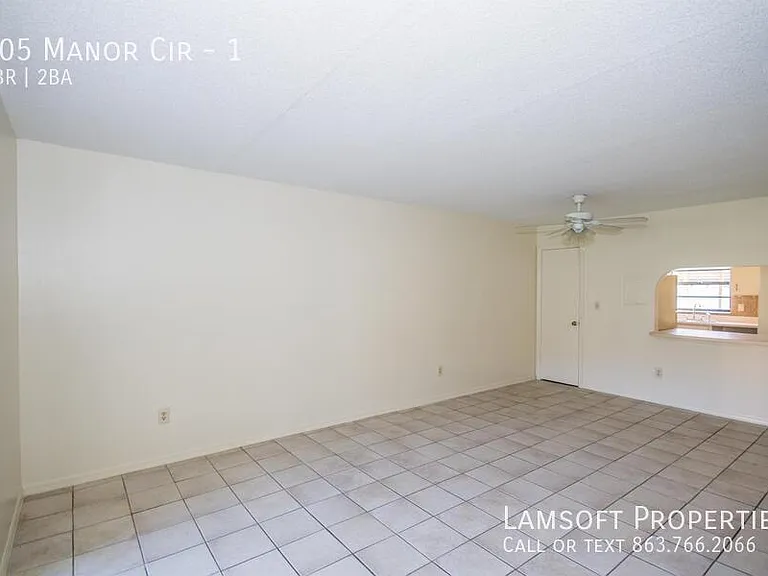 305 Manor Cir #1 — Photo 6