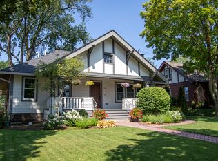 730 S Washington Ave, Park Ridge, IL 60068