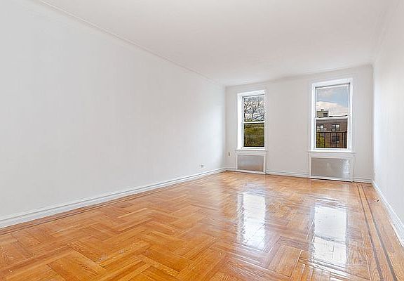 3rd image of 415 E 17th St APT 1H