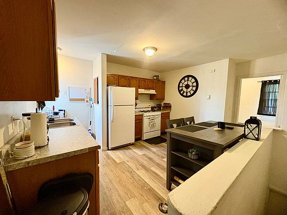 4th image of 134 Juniata St #3