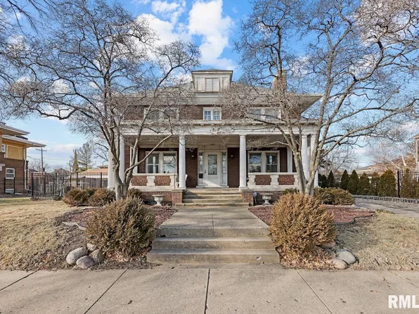 1017 W Moss Ave, Peoria, IL 61606