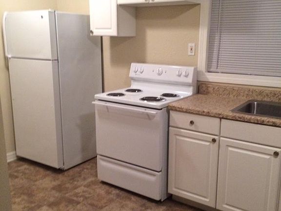 4th image of 37364 E Pinehill Dr