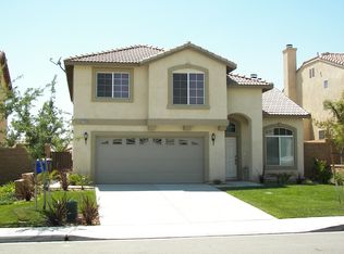 7460 Peppertree Ln, Fontana, CA 92336