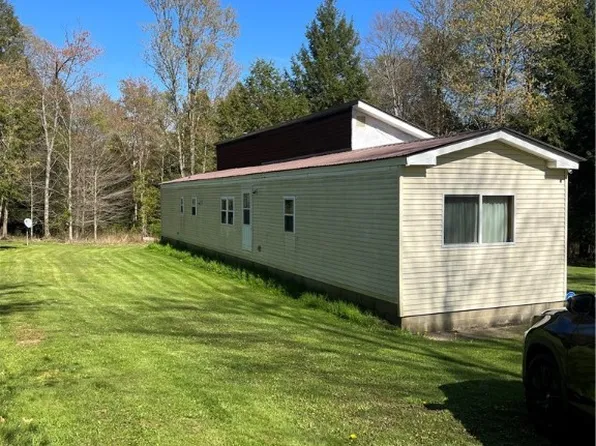 42686 Gilson Ridge Rd, Titusville, PA 16354