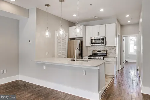 1220 19th St NE #2A Photo 1 1220 19th St NE #2A Photo 1
