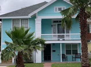 911 11th St #2, Galveston, TX 77550