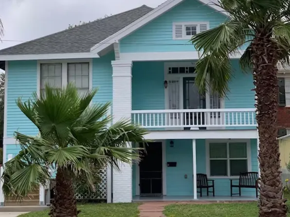 911 11th St #2, Galveston, TX 77550