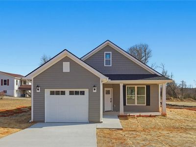 609 S Cherry St, Seneca, SC, 29678