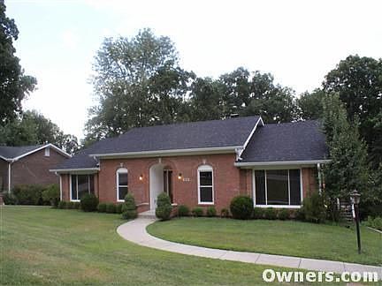 2nd image of 2816 Windsor Forest Dr