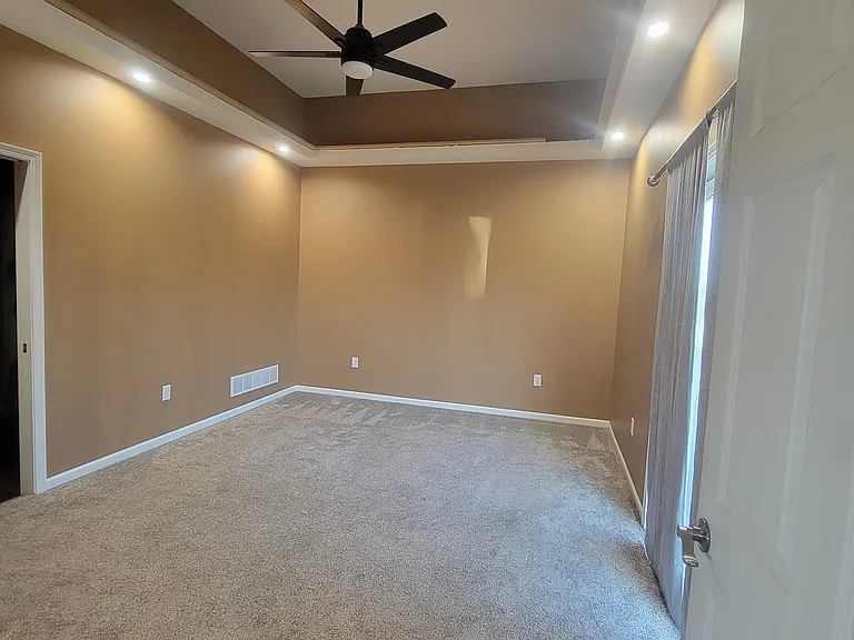5520 NW Jennings Rd — Photo 12