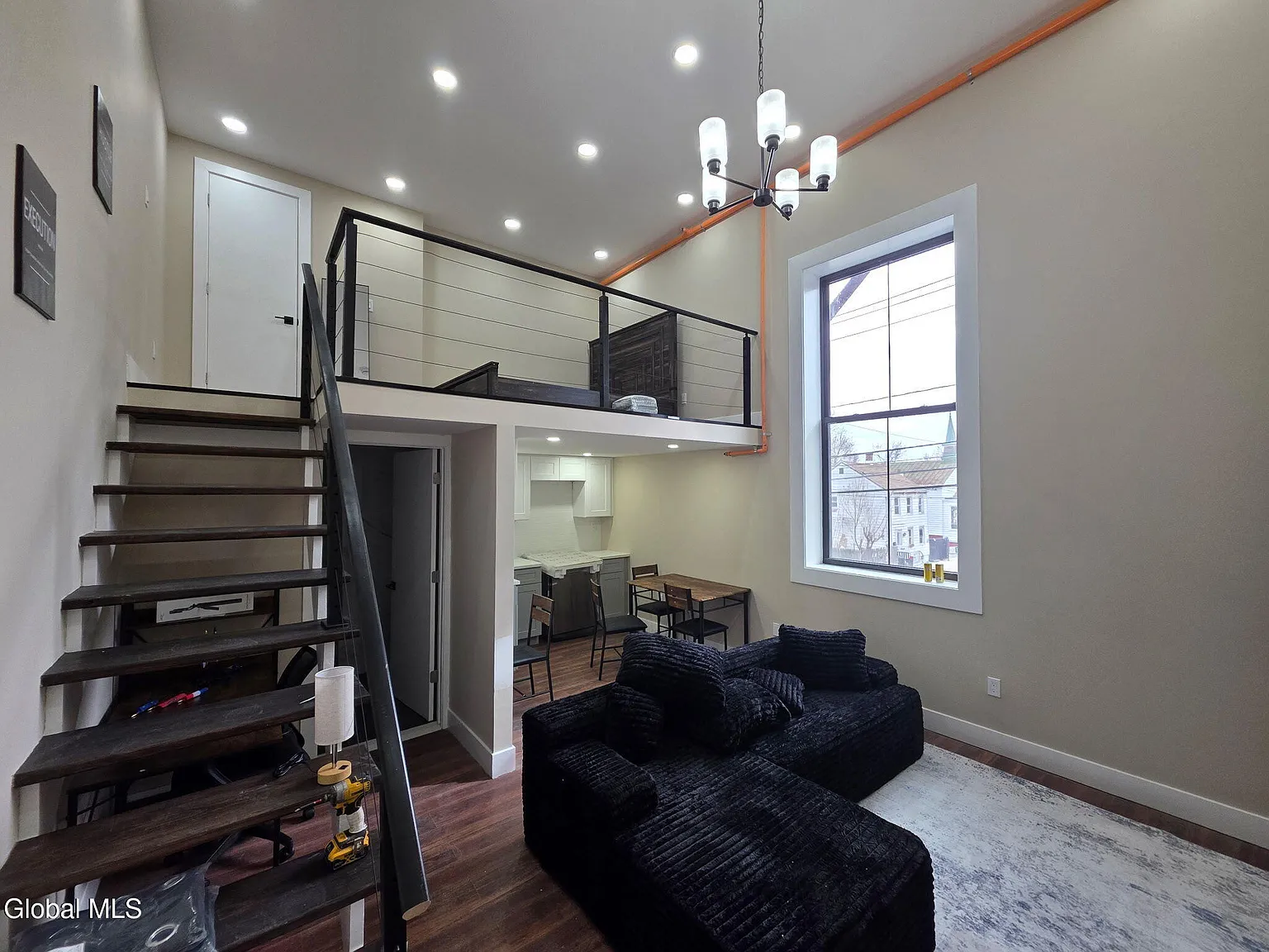 1 bed, 1.0 bath, 900 sqft, $1,500 — Photo 4