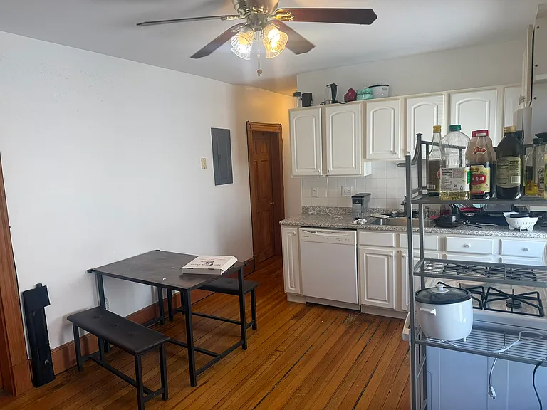 43 Litchfield St #3 — Photo 3