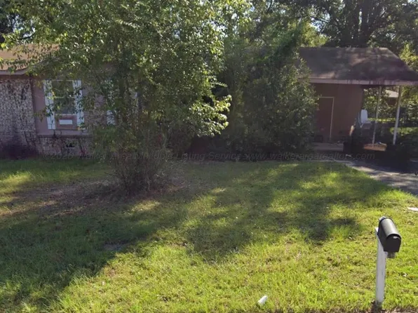 317 Young America Dr, Dothan, AL 36303