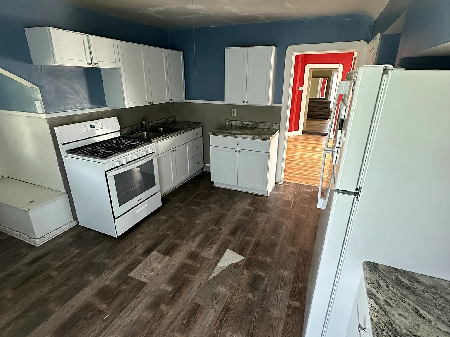 2 bed, 950 sqft, $1,350 — Photo 4