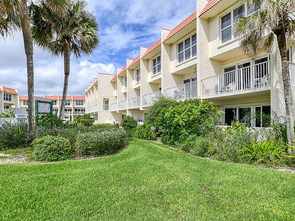 3rd image of 390 A1a Beach Blvd Unit 17
