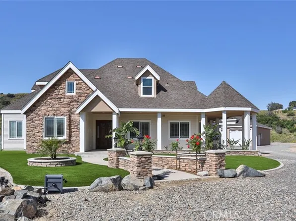 8275 Weirick Rd, Corona, CA 92883