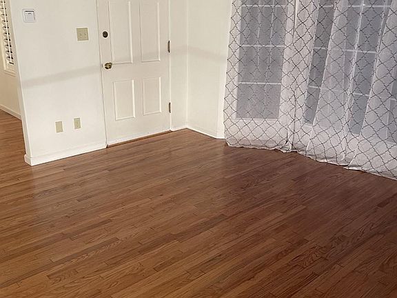 4th image of 3476 Ullman St