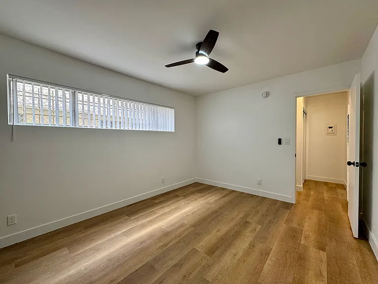 1230 W 29th St #2 — Photo 13
