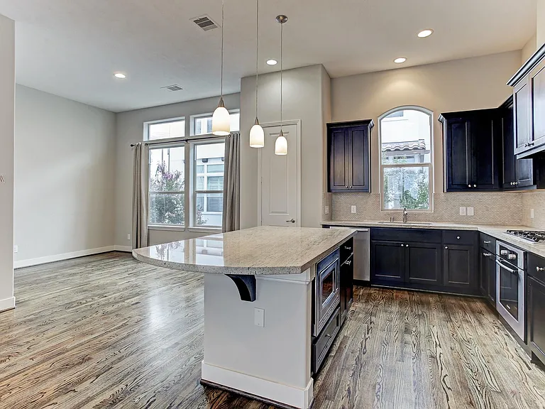 4221 Feagan St — Photo 11