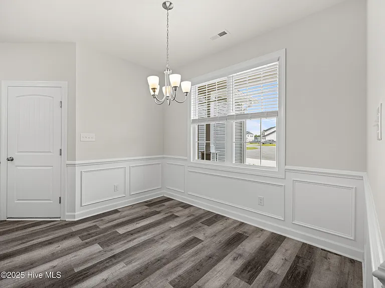908 Freewoods Ct — Photo 11