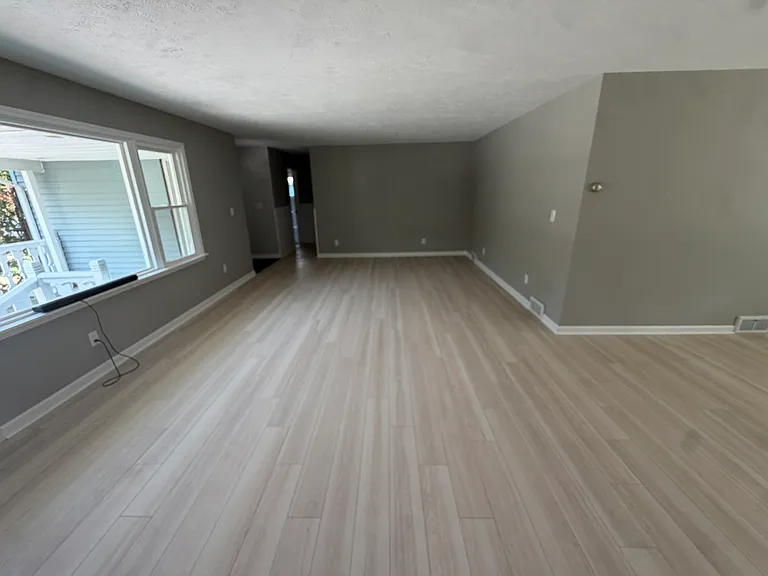 1182 Dalton Dr — Photo 4