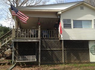 1581 Hinton Rd, Great Falls, SC 29055