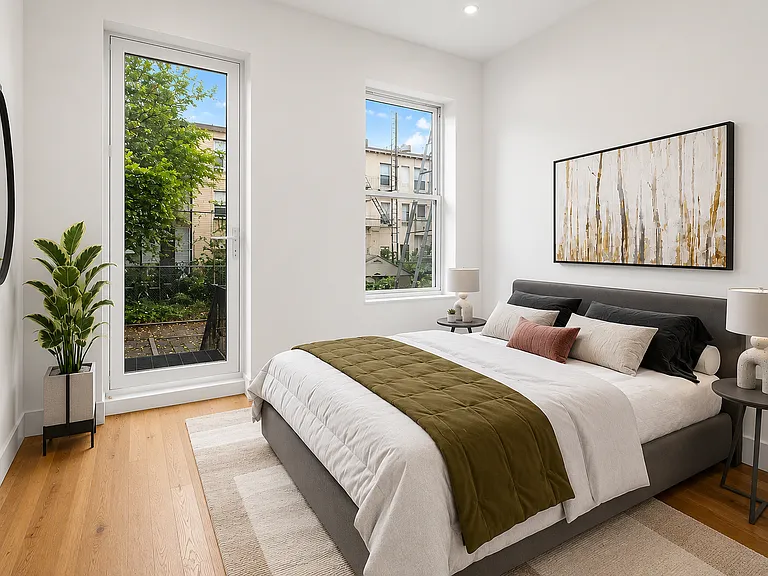 575 Morgan Ave #1 — Photo 4